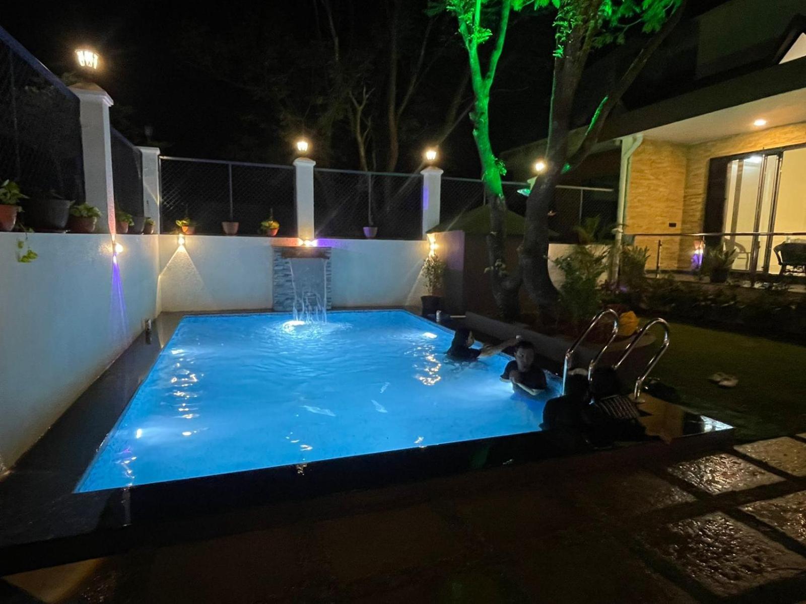 Lavish Villa - 3 Bhk Pool With Lawn 로나발라 외부 사진